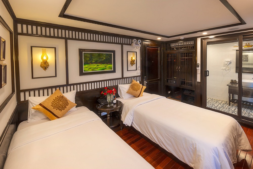 Balcony Deluxe Connecting